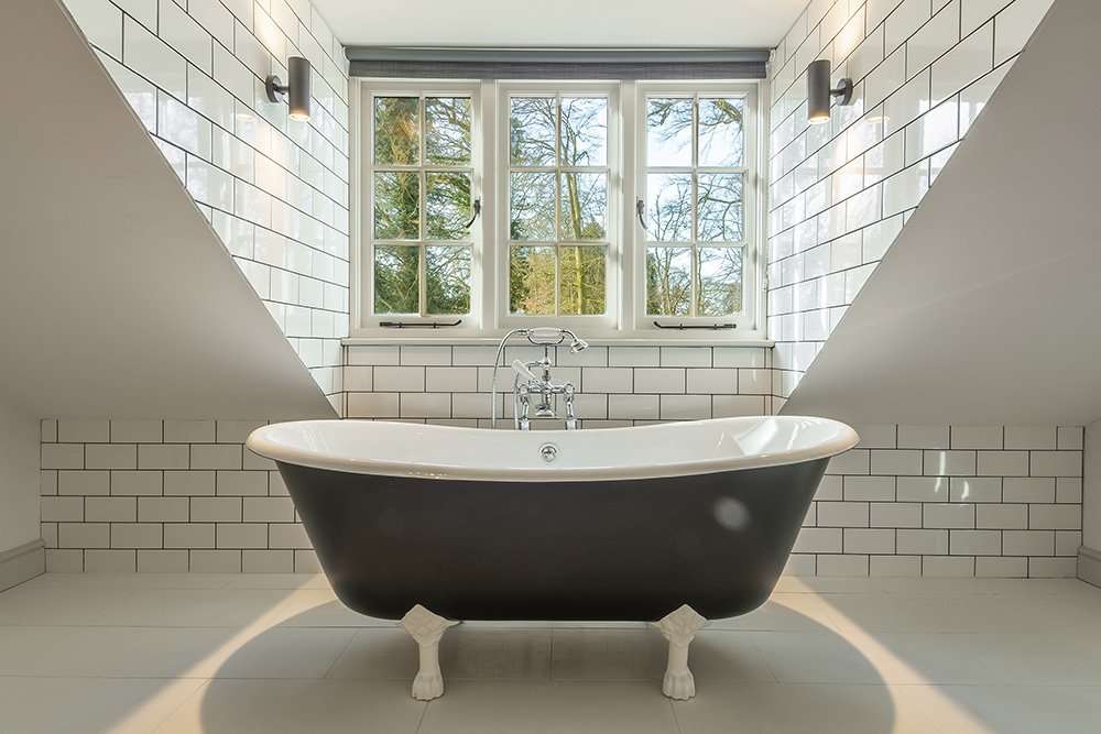 Free-standing bath at Market Square House holiday cottage in Fring